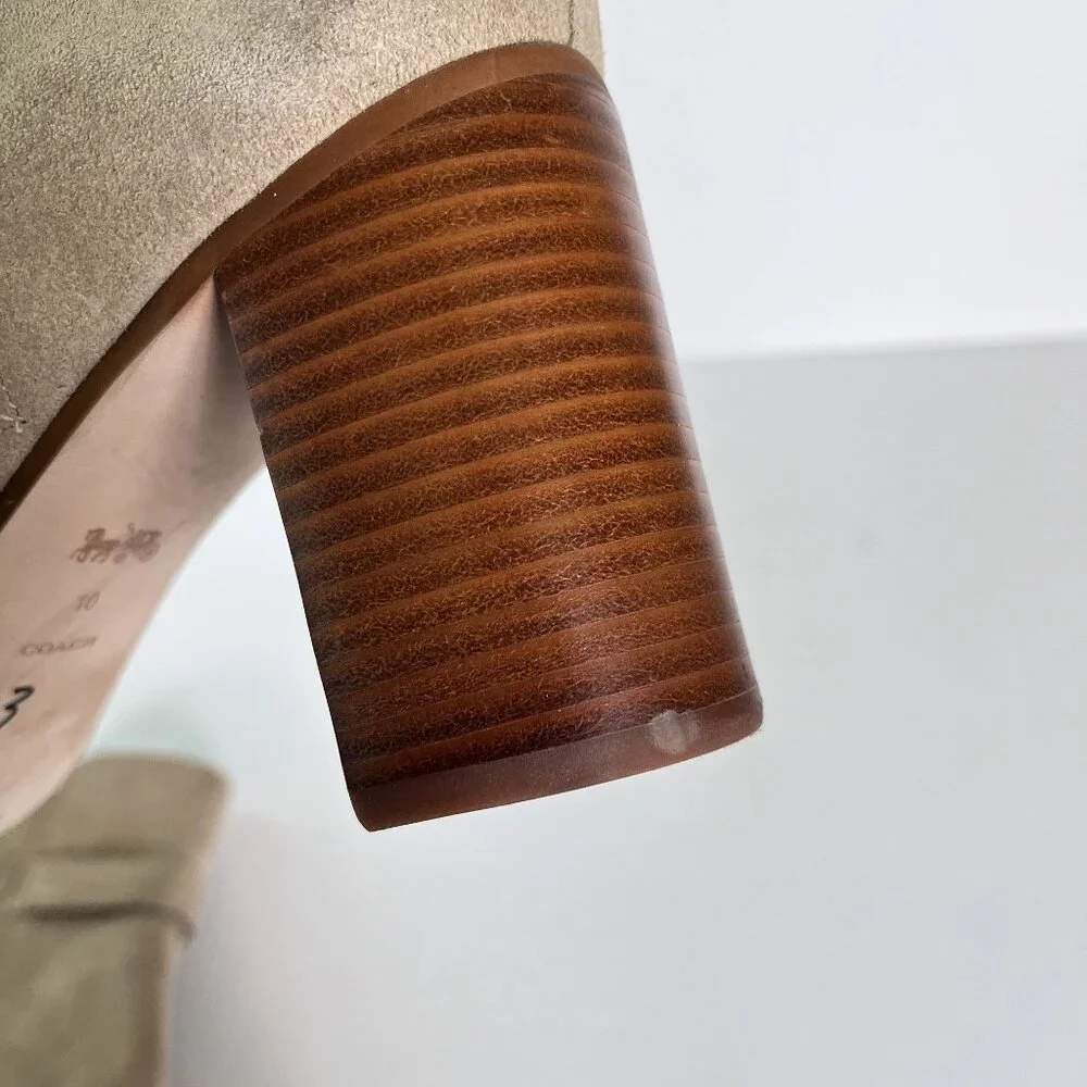 NEW Coach Olivia bootie Suede Block Stacked Heel Tan Zip Ankle Charm 10 - Picture 4 of 12